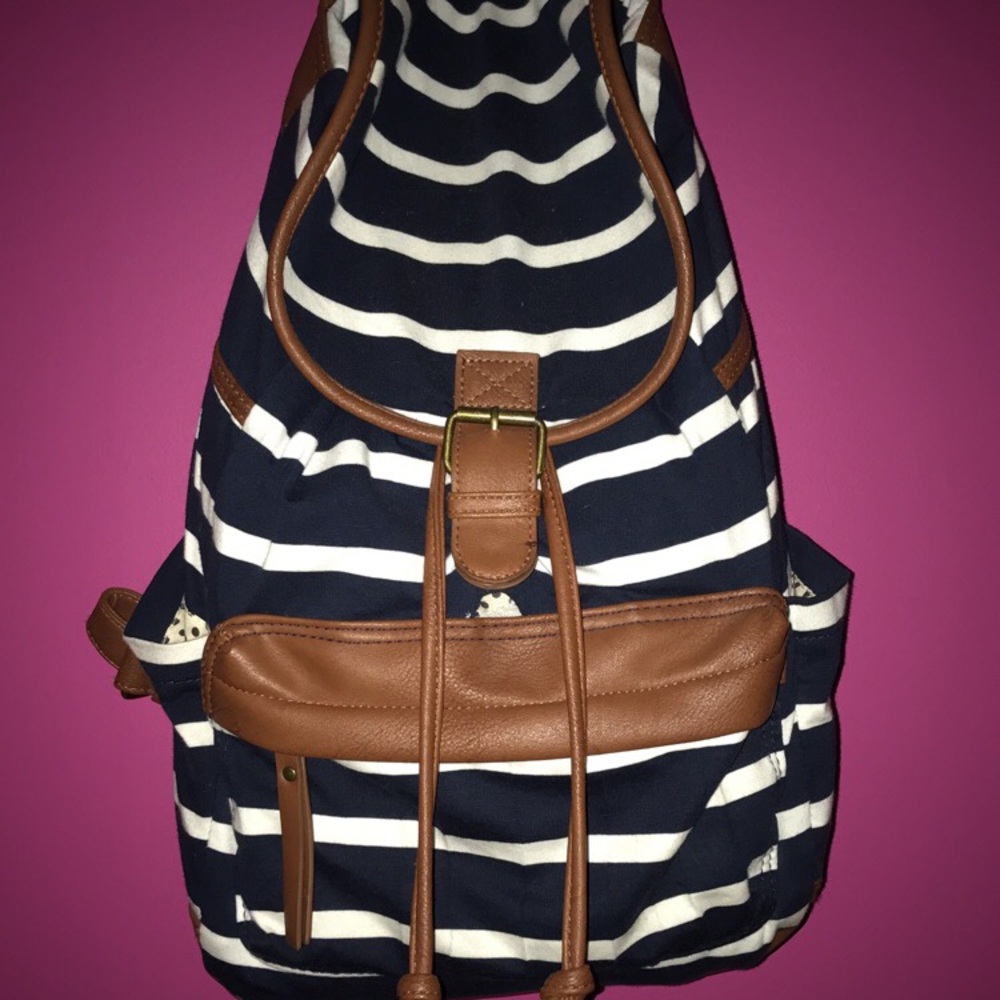 blue and white stripped backpack - Picture 1 of 2